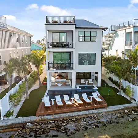 Big Nauti Villa